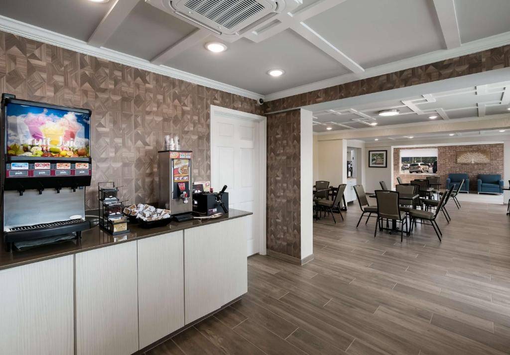 SuresStay Plus Pigeon Forge